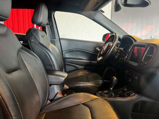 JEEP-COMPASS-2.0 16V DIESEL S 4X4 AUTOMÁTICO JEEP-COMPASS-2020