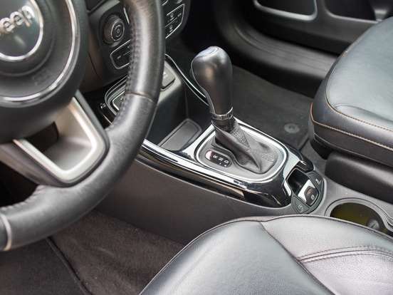 JEEP-COMPASS-2.0 16V FLEX LIMITED AUTOMÁTICO JEEP-COMPASS-2020