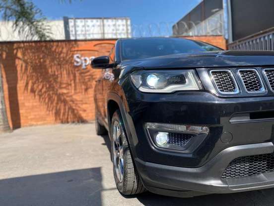 JEEP-COMPASS-2.0 16V FLEX LONGITUDE AUTOMÁTICO JEEP-COMPASS-2018