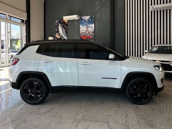 JEEP-COMPASS-2.0 16V FLEX LONGITUDE AUTOMÁTICO JEEP-COMPASS-2020