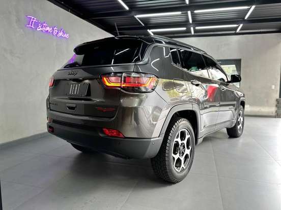 JEEP-COMPASS-2021