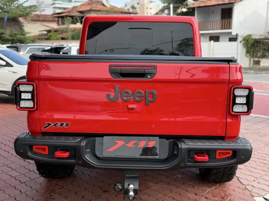 JEEP-GLADIATOR-2022