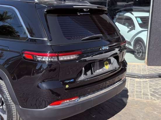 JEEP-GRAND CHEROKEE-2.0 TURBO HÍBRIDO 4XE AT8 JEEP-GRAND CHEROKEE-2023