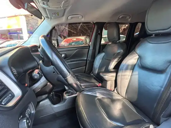JEEP-RENEGADE-1.8 16V FLEX LONGITUDE 4P AUTOMÁTICO JEEP-RENEGADE-2016