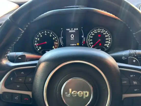 JEEP-RENEGADE-1.8 16V FLEX LONGITUDE 4P AUTOMÁTICO JEEP-RENEGADE-2016