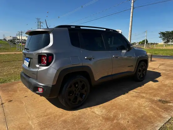 JEEP-RENEGADE-1.8 16V FLEX NIGHT EAGLE 4P AUTOMÁTICO JEEP-RENEGADE-2017