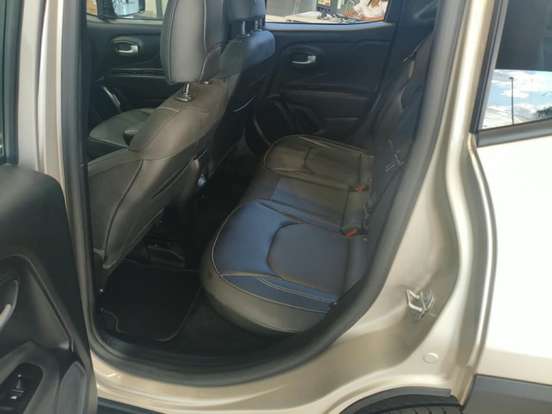 JEEP-RENEGADE-2025