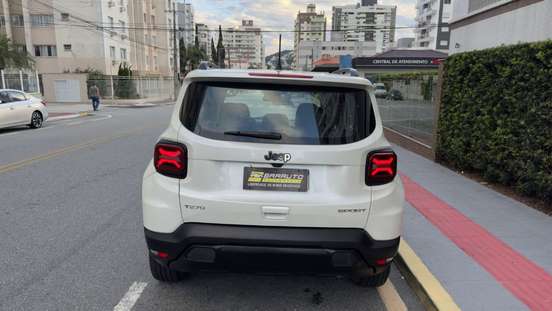 JEEP-RENEGADE-2022