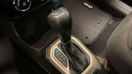 JEEP-RENEGADE-2018