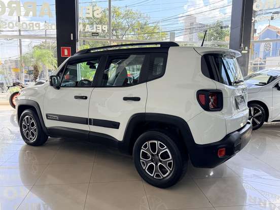JEEP-RENEGADE-1.8 16V FLEX SPORT 4P AUTOMÁTICO JEEP-RENEGADE-2018