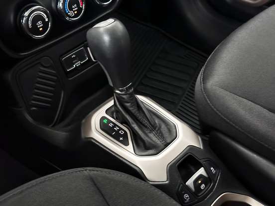 JEEP-RENEGADE-2018