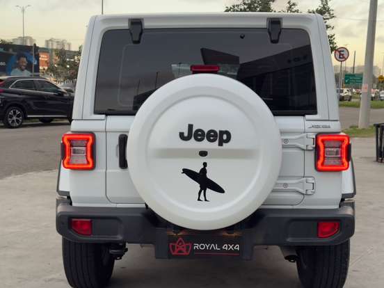 JEEP-WRANGLER-2.0 TURBO GASOLINA SAHARA 4P 4X4 AT8 JEEP-WRANGLER-2022