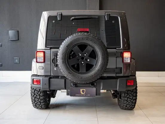JEEP-WRANGLER-3.6 UNLIMITED SAHARA 4X4 V6 GASOLINA 4P AUTOMÁTICO JEEP-WRANGLER-2018