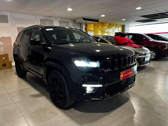 JEEP-COMMANDER-2025