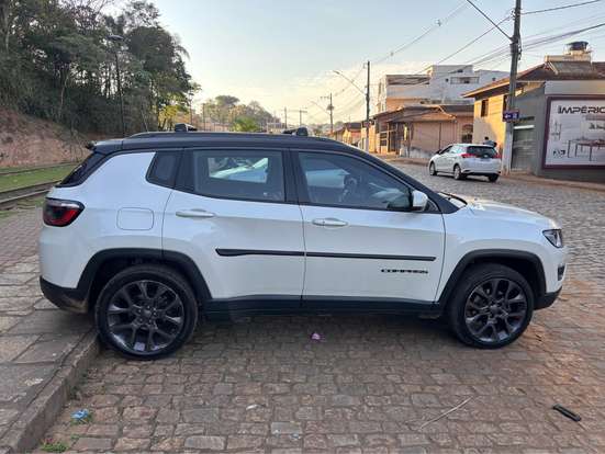 JEEP-COMPASS-2020