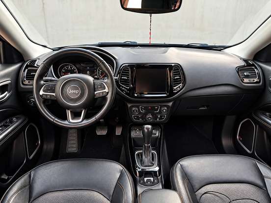 JEEP-COMPASS-2.0 16V FLEX NIGHT EAGLE AUTOMÁTICO JEEP-COMPASS-2018