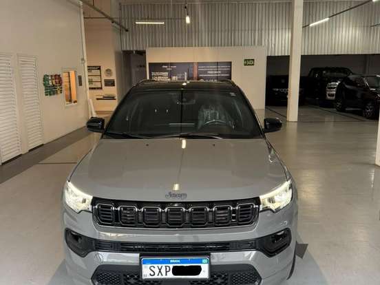 JEEP-COMPASS-2.0 HURRICANE 4 TURBO GASOLINA BLACKHAWK AT9 JEEP-COMPASS-2024
