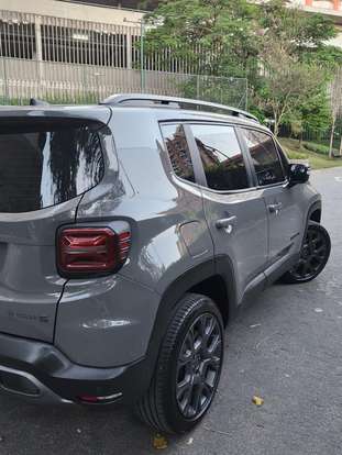 JEEP-RENEGADE-2022