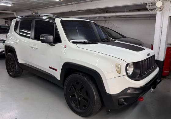 JEEP RENEGADE 2.0 16V TURBO DIESEL TRAILHAWK 4P 4X4 AUTOMÁTICO