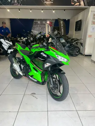 KAWASAKI NINJA 400 