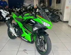 KAWASAKI NINJA 400 KAWASAKI NINJA 400