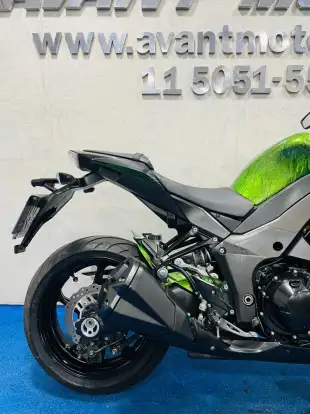 KAWASAKI-Z1000 KAWASAKI-Z1000-2010