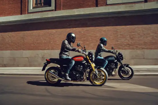 KAWASAKI-Z900RS-2027