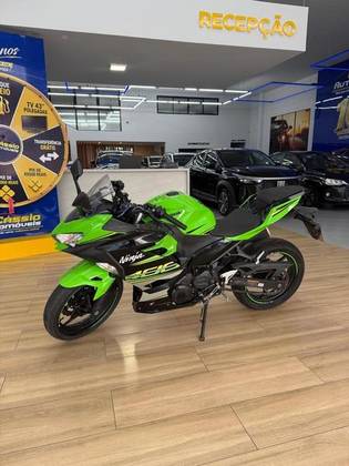 KAWASAKI NINJA 400 
