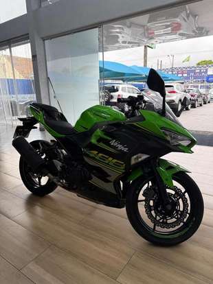 KAWASAKI-NINJA 400-2019