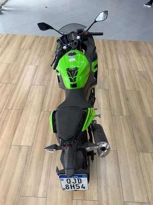 KAWASAKI-NINJA 400-2019