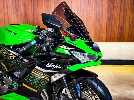 KAWASAKI-NINJA ZX-6R-2019