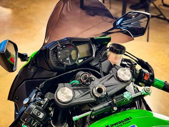 KAWASAKI-NINJA ZX-6R-2019
