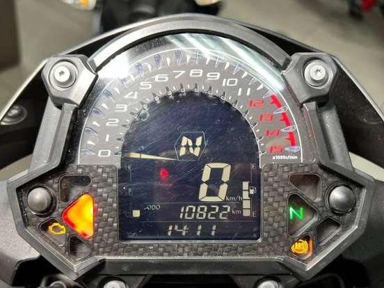 KAWASAKI-Z400-2024