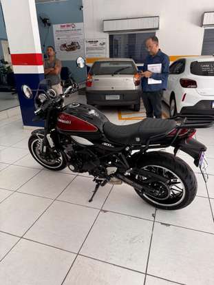 KAWASAKI-Z900RS-2023