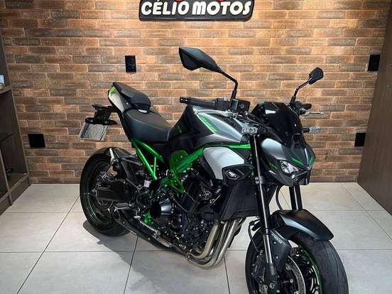 KAWASAKI-Z900 KAWASAKI-Z900-2025