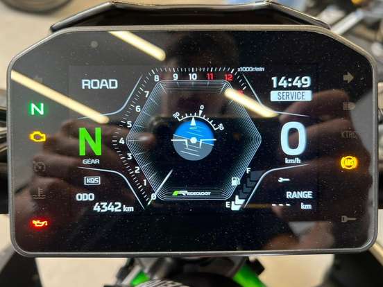 KAWASAKI-Z900 KAWASAKI-Z900-2025