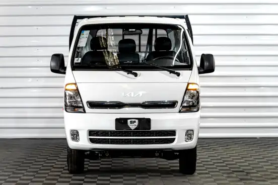 KIA-BONGO-2025