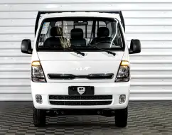 KIA BONGO 2.5 TD DIESEL STD CS 4x4 MANUAL KIA BONGO 2.5 TD DIESEL STD CS 4x4 MANUAL