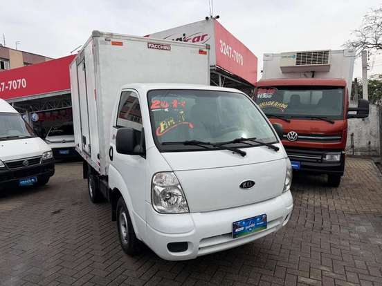 KIA-BONGO-2011