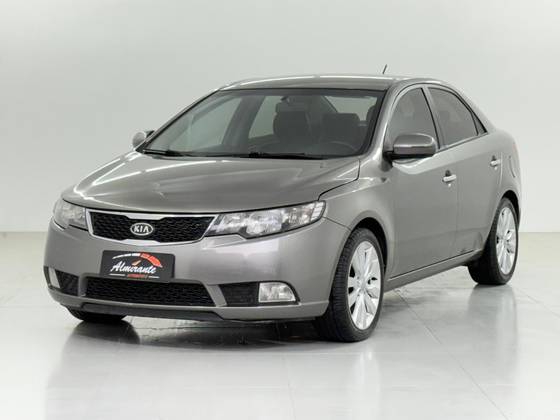 KIA CERATO 1.6 E.221 SEDAN 16V GASOLINA 4P AUTOMÁTICO