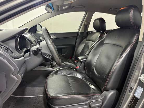 KIA-CERATO-2011