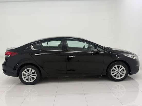 KIA-CERATO-1.6 SX 16V FLEX 4P AUTOMÁTICO KIA-CERATO-2017