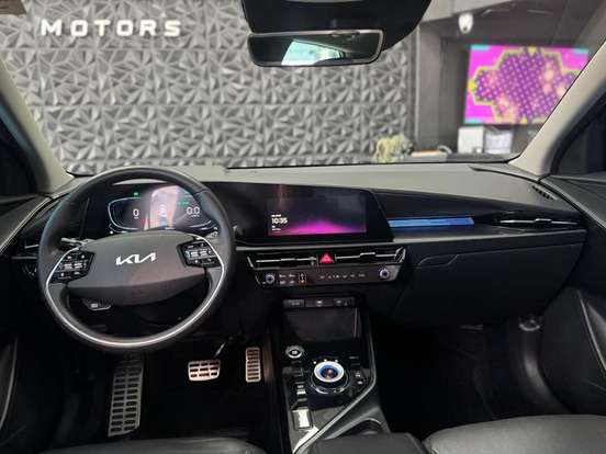 KIA-NIRO-2023