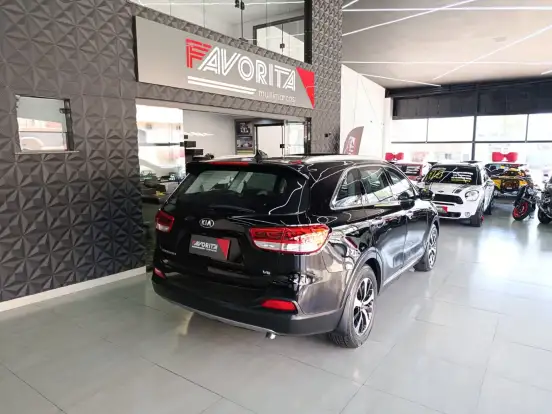 KIA-SORENTO-3.3 V6 GASOLINA EX 7L AUTOMATICO KIA-SORENTO-2016
