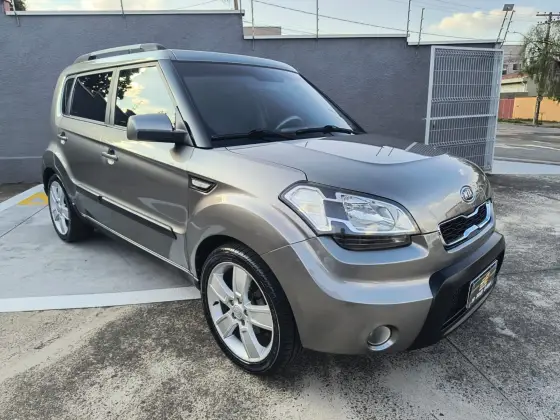 KIA SOUL 1.6 U.164 16V FLEX 4P AUTOMÁTICO