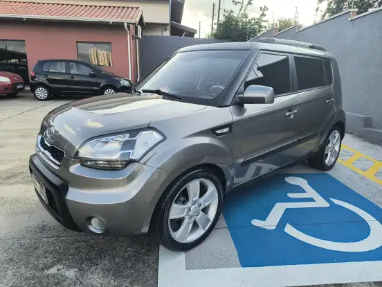 KIA-SOUL-2010