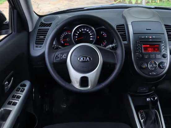 KIA-SOUL-1.6 U.173 16V FLEX 4P AUTOMÁTICO KIA-SOUL-2013