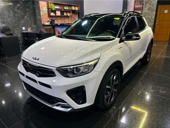 KIA-STONIC-2021