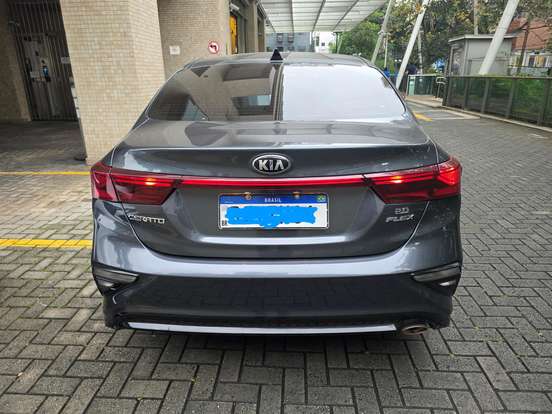 KIA-CERATO-2021