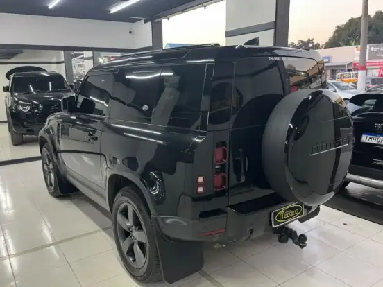 LAND ROVER-DEFENDER-2023